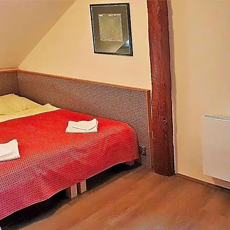 Bunkr Karlstejn - Modry Dum Отель